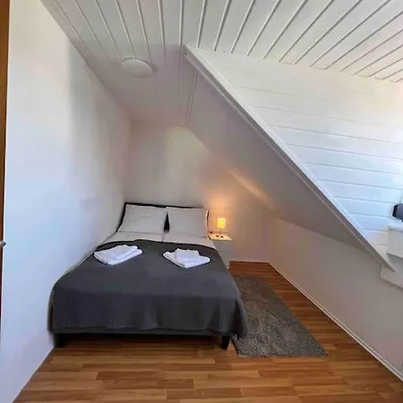 ~ Straubings Grosses Apartment~ Apartament *